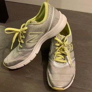 New Balance Sneakers size 8